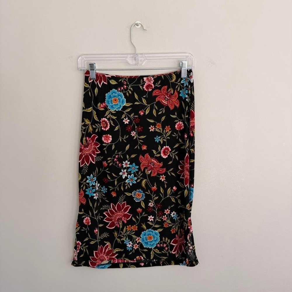 BCBGMaxAzria Black Floral Midi Skirt with Red & Blue Flowers - Picture 5 of 6